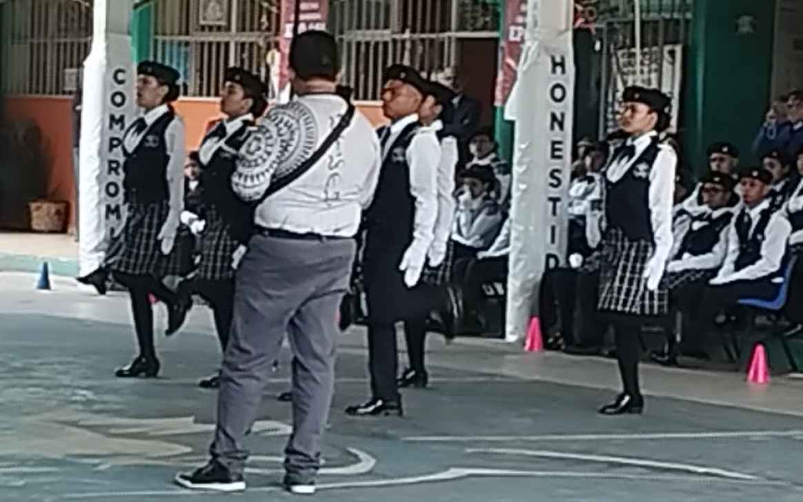 Escolta 13